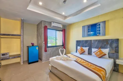 TJ Patong Hotel - Prime Location by OTOP Market & Sea – Fotos 10